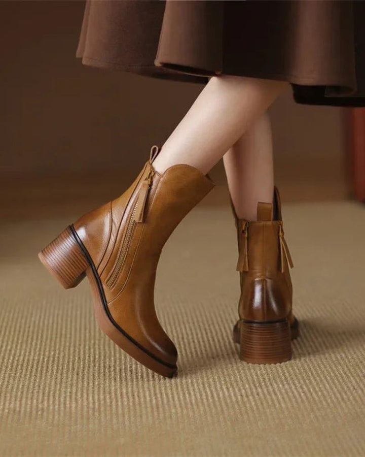 Corvianoir | Elegant Ankle Boots