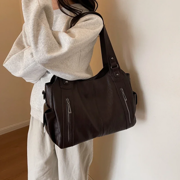 CASUAL SHOULDER BAG