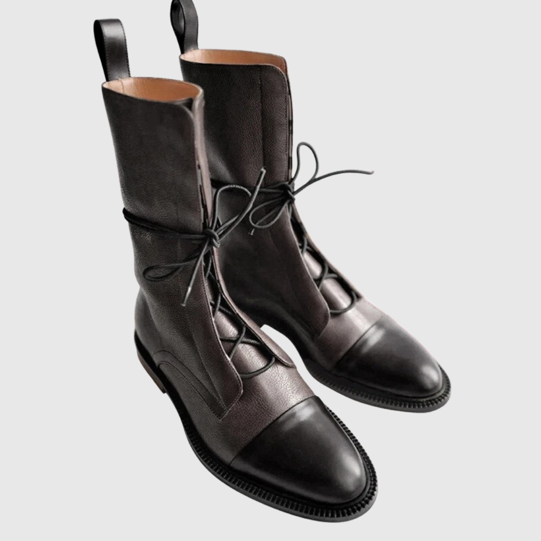 ELOWYN | CLASSIC LACE-UP BOOTS