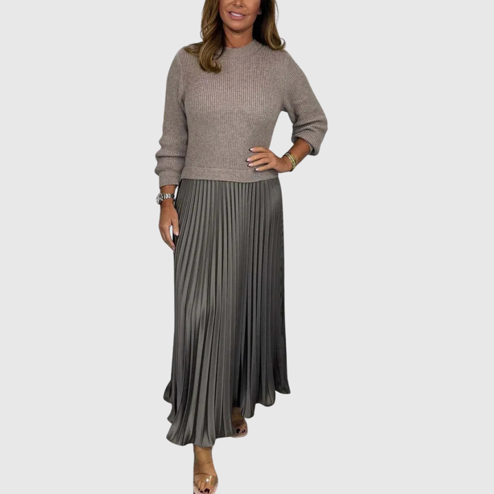 ALARICE | MAXI DRESS WITH SWEATER & PLEATED SKIRT