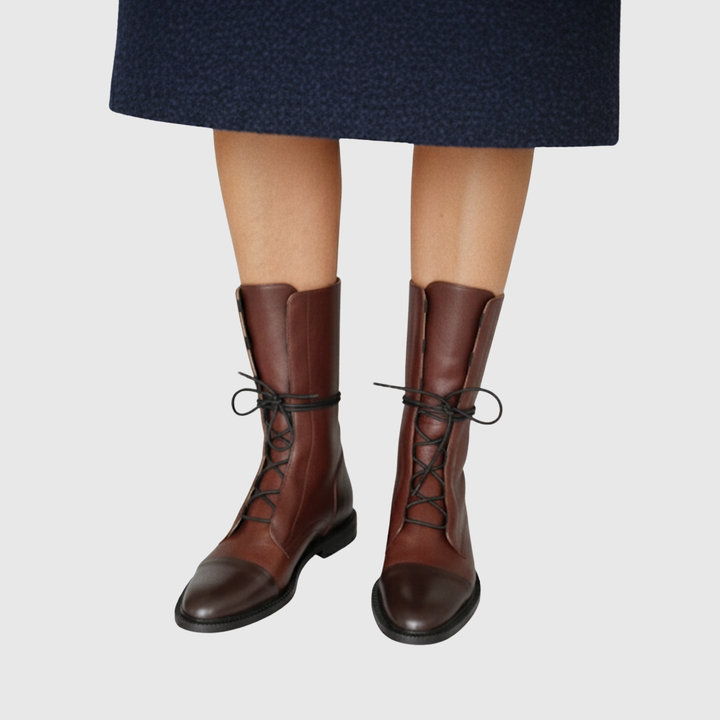 ELOWYN | CLASSIC LACE-UP BOOTS