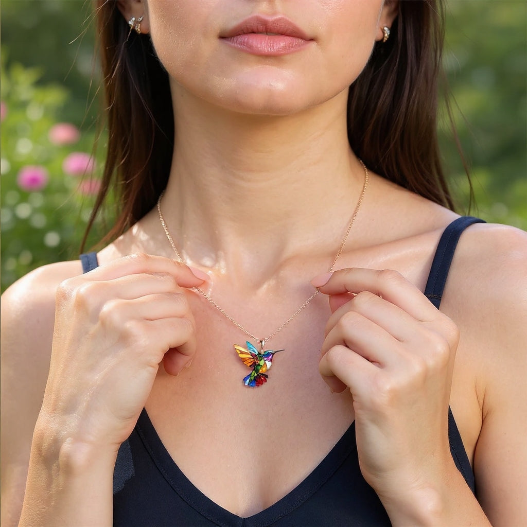 ROLA | BEAUTIFUL HUMMINGBIRD NECKLACE