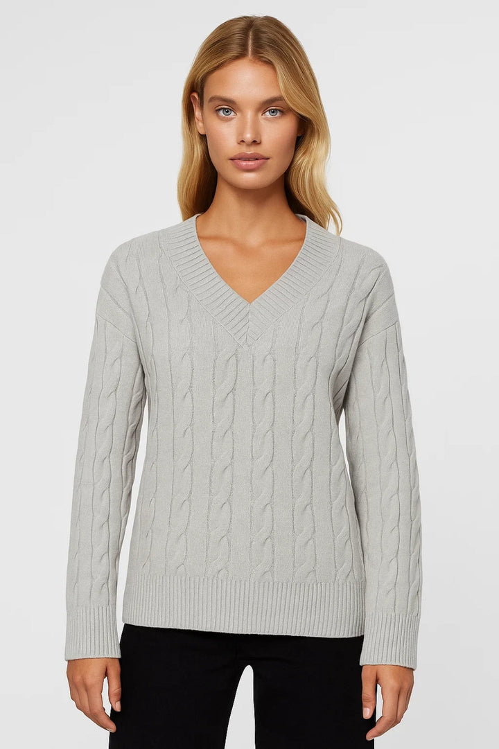 SUNNIVA | V-NECK CABLE-KNIT SWEATER