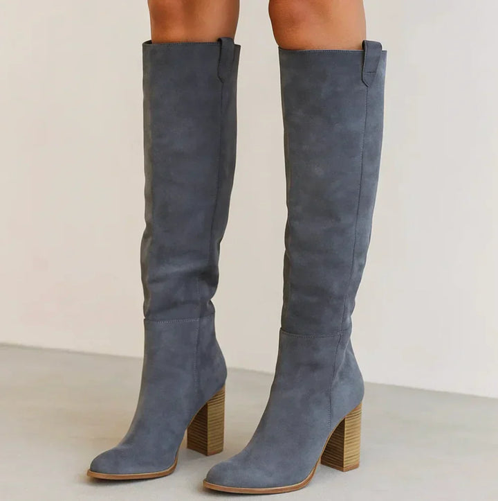 SUEVIRA™ | SUEDE BLOCK HEEL BOOTS